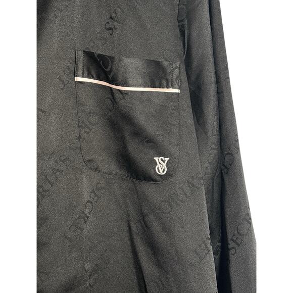VS Black‎ Monogram Satin Pajama Top L/G Silky
Lounge White Piping Sleep Shirt - Picture 3 of 5